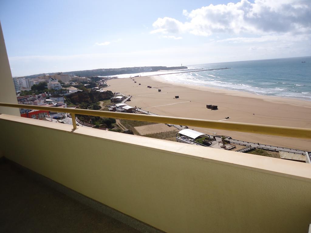 Apartamentos Varandas Da Rocha Portimão Extérieur photo