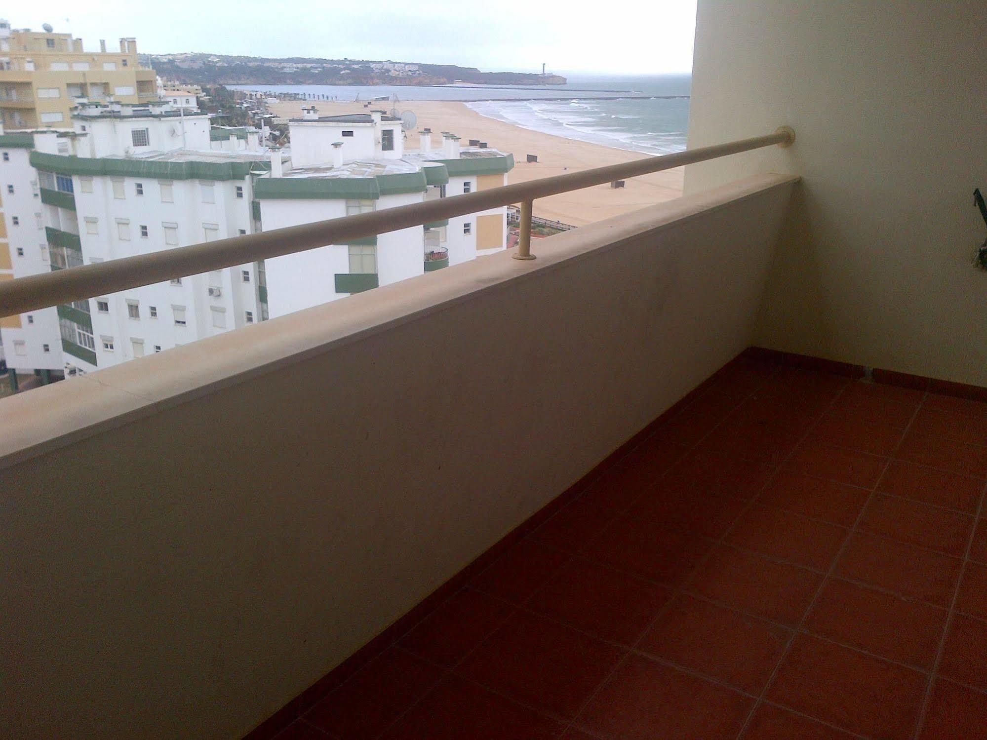 Apartamentos Varandas Da Rocha Portimão Extérieur photo